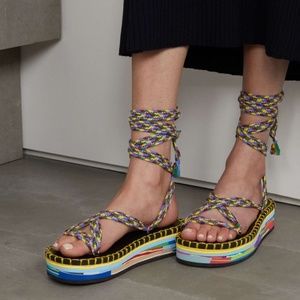 Chloe Lou Strappy Platform Sandals Size 7 NWT